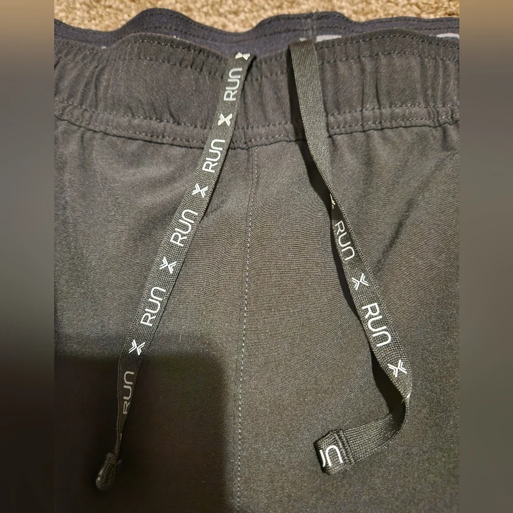 Xersion Men's XL 2 In 1 Run Short - Picture 6 of 12
